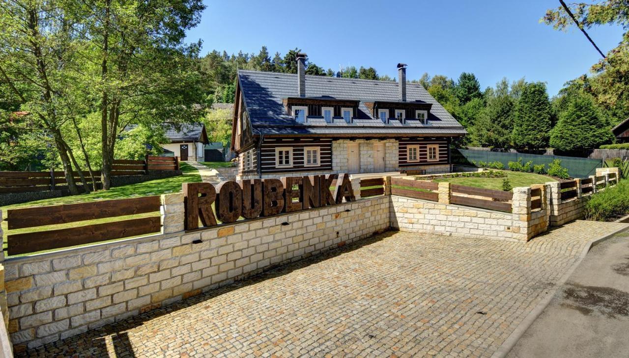 Roubenka Pod Troskami Apartment Ktova Bagian luar foto