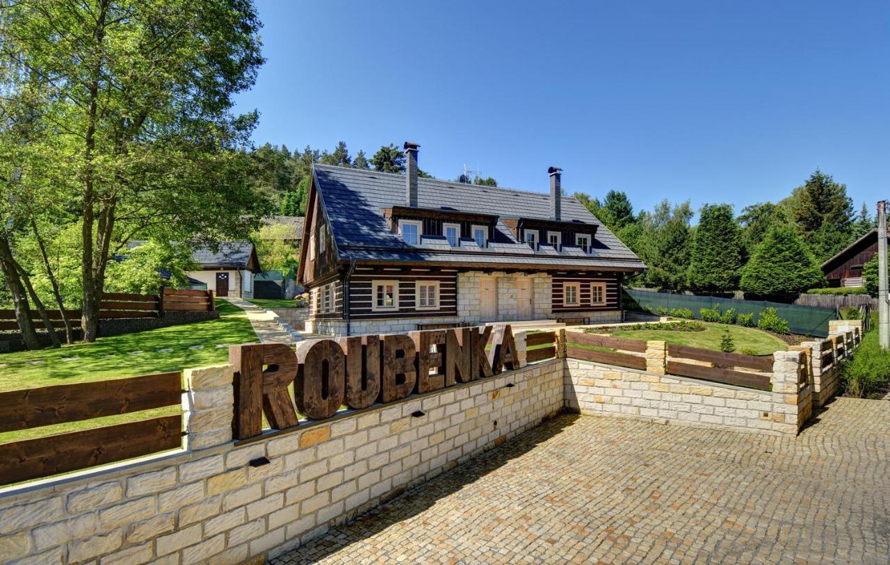 Roubenka Pod Troskami Apartment Ktova Bagian luar foto